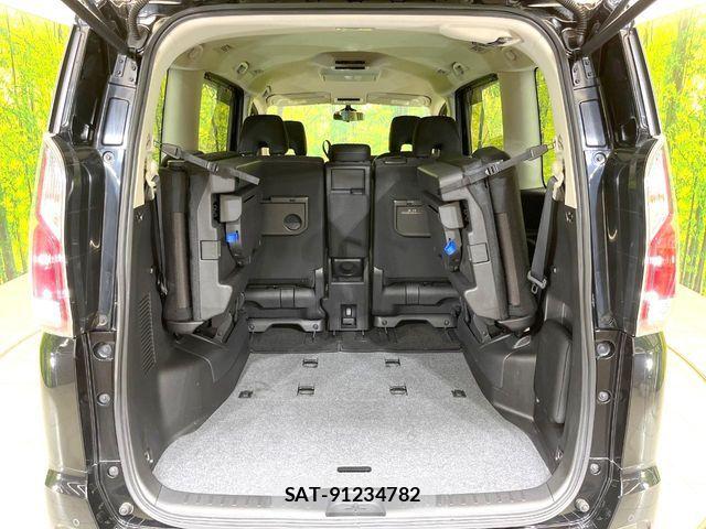 Nissan SERENA 2017-09 8231715-10