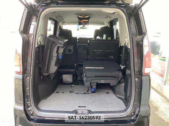 Nissan SERENA 2018-04 8231717-13