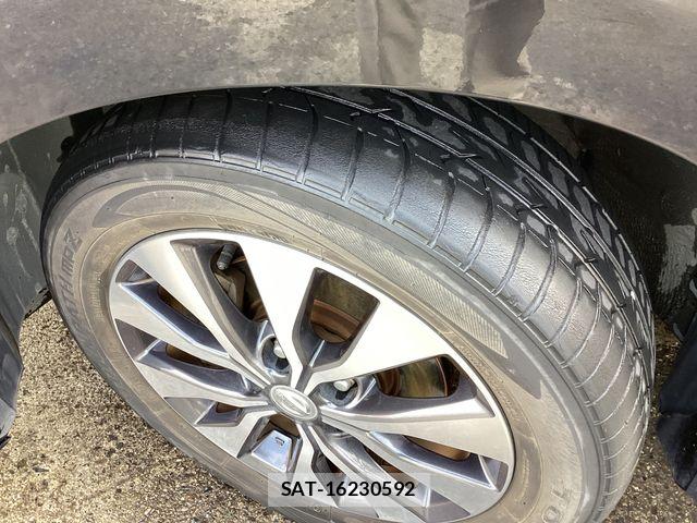 Nissan SERENA 2018-04 8231717-5