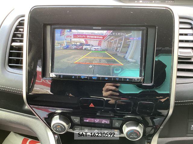 Nissan SERENA 2018-04 8231717-7