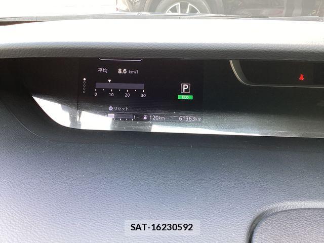 Nissan SERENA 2018-04 8231717-8