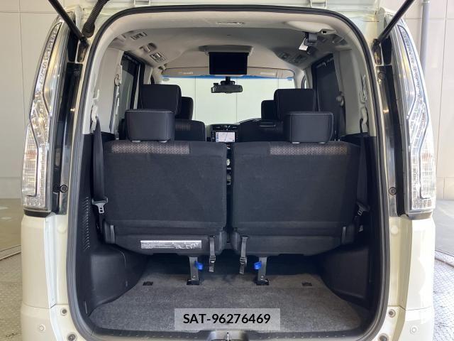 Nissan SERENA 2015-12 8231721-20