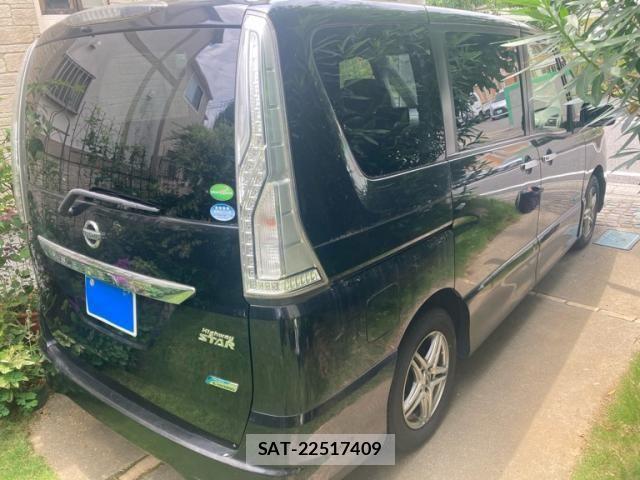 Nissan SERENA 2015-04 8231740-3