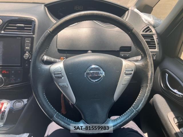 Nissan SERENA 2015-09 8231742-17