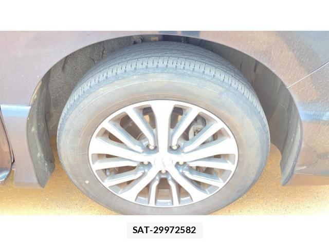 Nissan SERENA 2014-01 8231729-10
