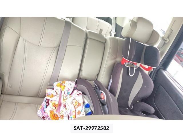 Nissan SERENA 2014-01 8231729-14