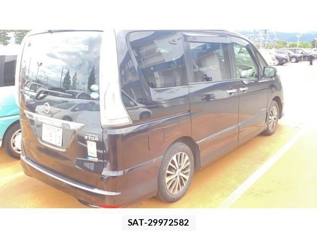 Nissan SERENA 2014-01 8231729-2