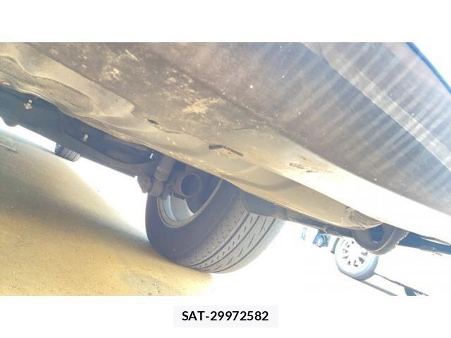Nissan SERENA 2014-01 8231729-6