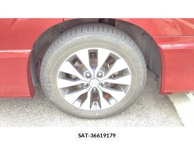 Nissan SERENA 2016-08 8246651-9