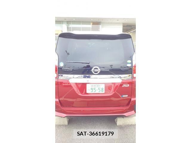 Nissan SERENA 2016-08 8246651-1