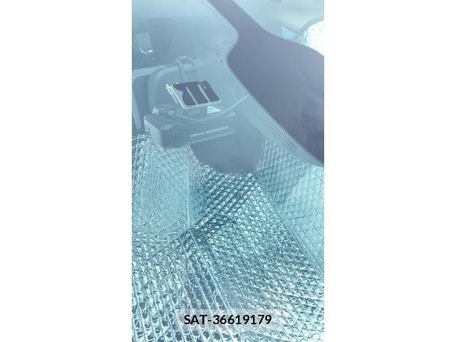 Nissan SERENA 2016-08 8246651-26
