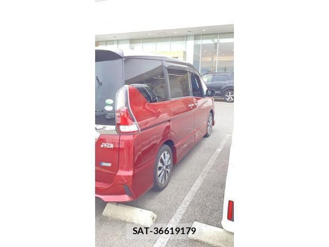 Nissan SERENA 2016-08 8246651-3
