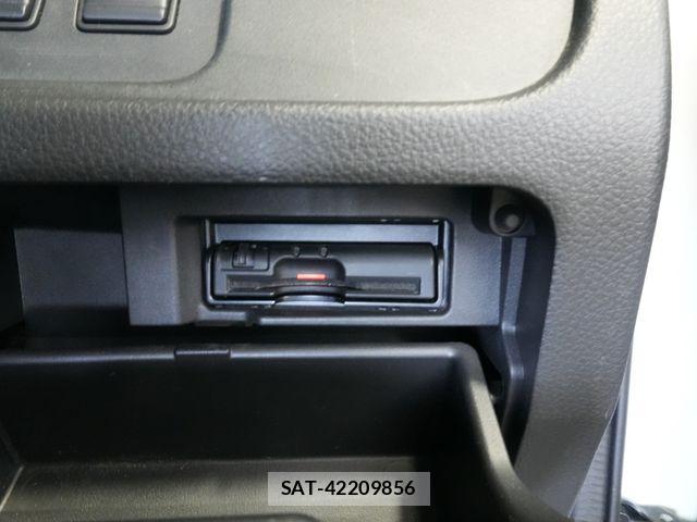 Nissan SERENA 2015-11 8246646-16