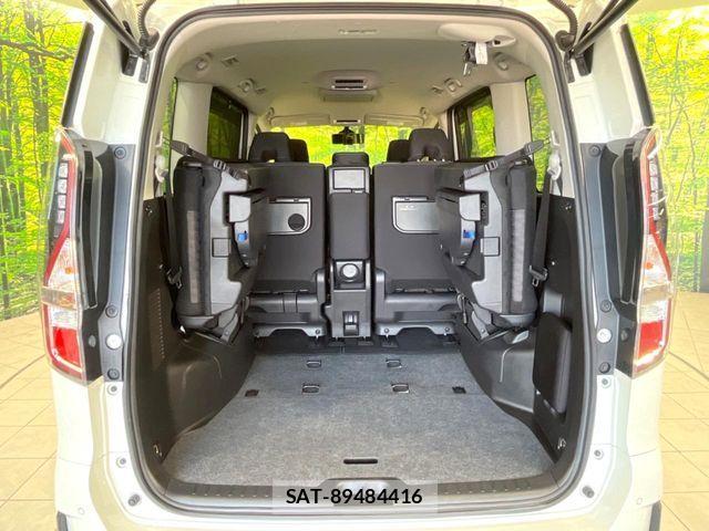 Nissan SERENA 2021-02 8246642-10