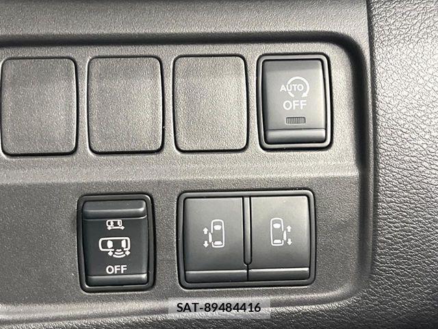 Nissan SERENA 2021-02 8246642-4