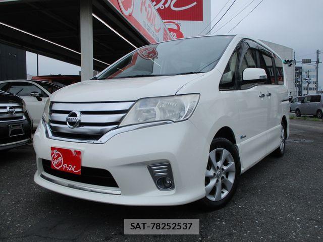 Nissan SERENA 2013-12 8246661-0