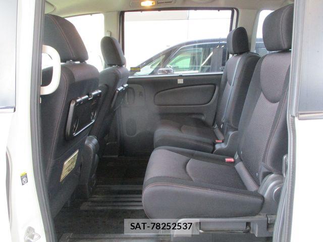 Nissan SERENA 2013-12 8246661-17