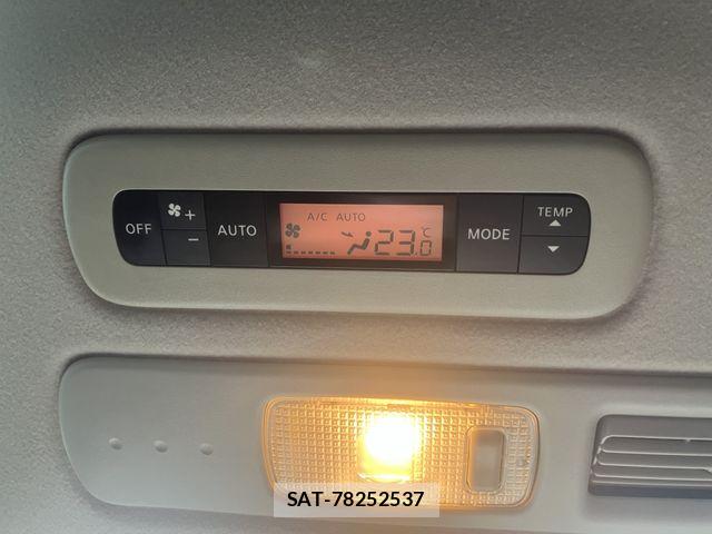 Nissan SERENA 2013-12 8246661-22