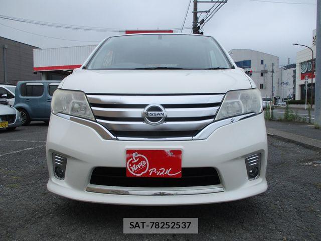 Nissan SERENA 2013-12 8246661-3