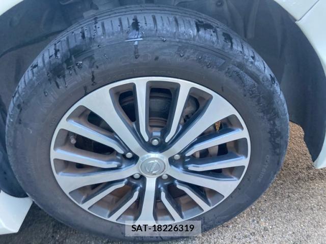 Nissan SERENA 2016-07 8246658-8
