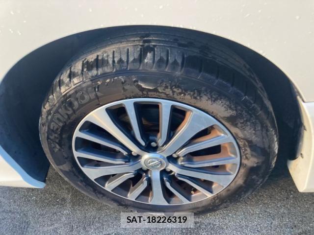 Nissan SERENA 2016-07 8246658-11