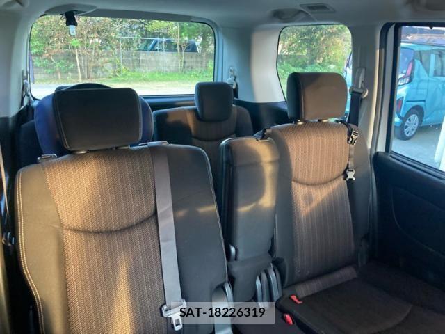 Nissan SERENA 2016-07 8246658-14