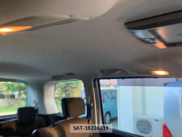 Nissan SERENA 2016-07 8246658-16