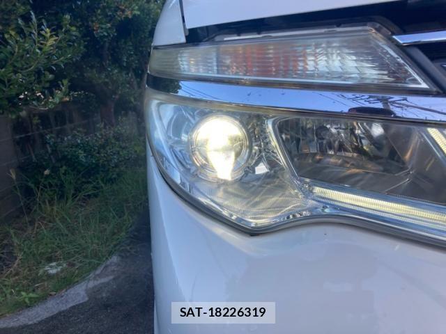Nissan SERENA 2016-07 8246658-6