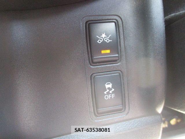 Nissan SERENA 2017-07 8246652-13