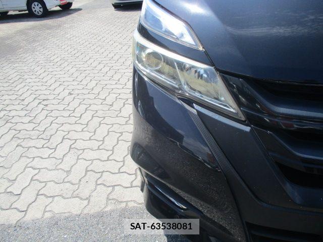 Nissan SERENA 2017-07 8246652-24