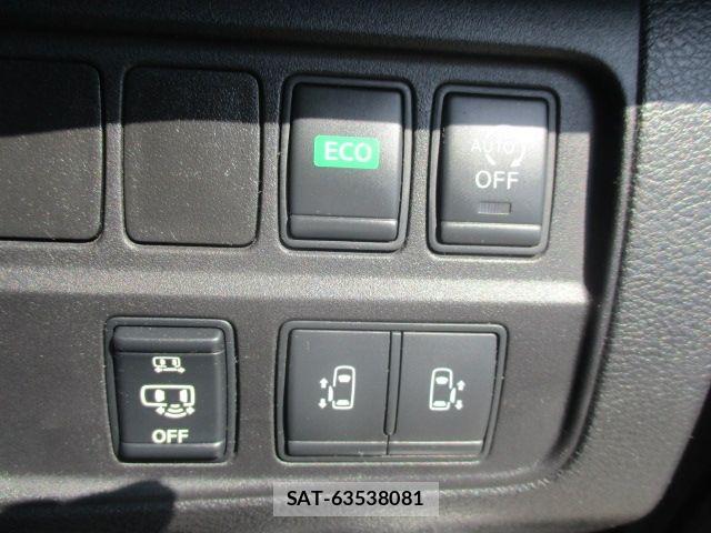 Nissan SERENA 2017-07 8246652-5