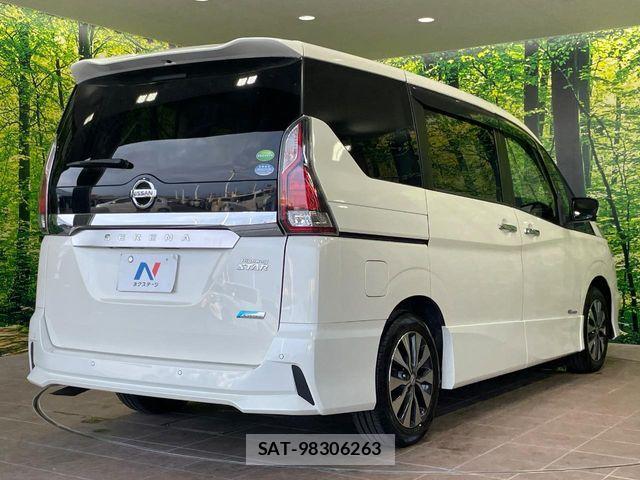 Nissan SERENA 2017-02 8246653-17