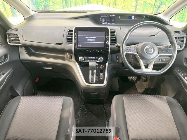 Nissan SERENA 2017-03 8246645-1