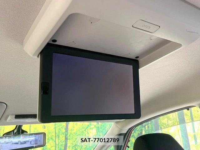 Nissan SERENA 2017-03 8246645-3