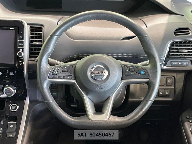 Nissan SERENA 2018-10 8246639-11