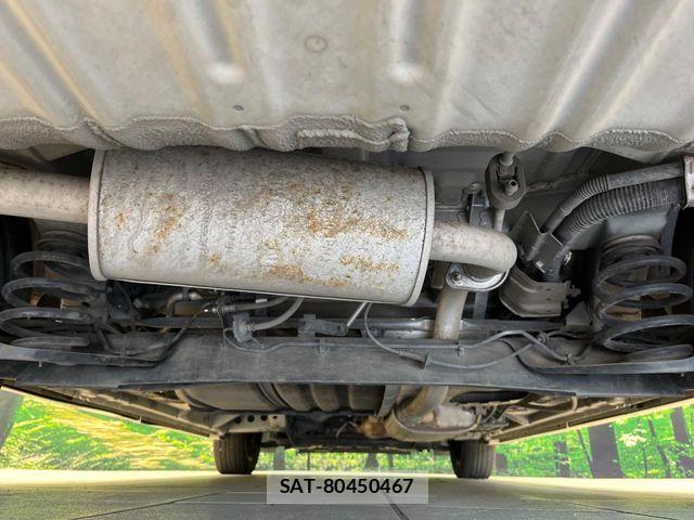 Nissan SERENA 2018-10 8246639-19