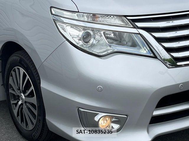 Nissan SERENA 2015-06 8246655-11