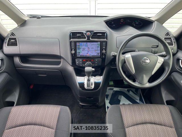 Nissan SERENA 2015-06 8246655-1