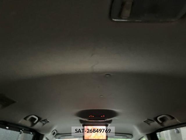Nissan SERENA 2017-12 8246657-9