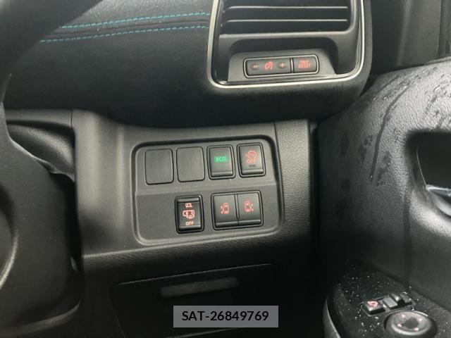 Nissan SERENA 2017-12 8246657-24