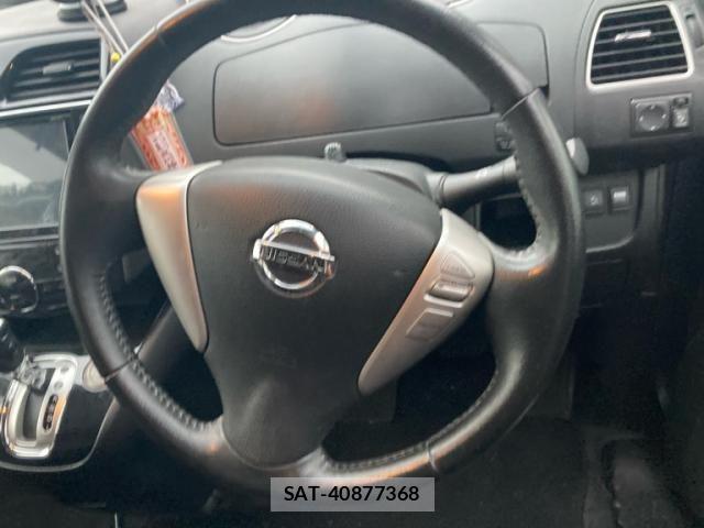Nissan SERENA 2013-08 8246662-17