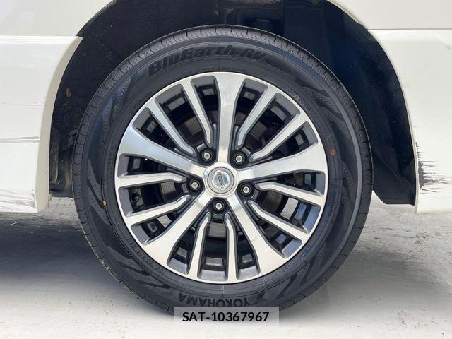 Nissan SERENA 2016-03 8246656-13