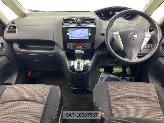 Nissan SERENA 2016-03 8246656-1
