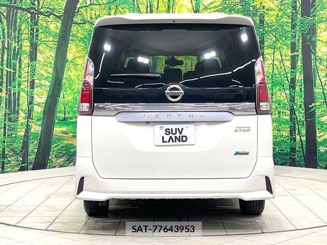 Nissan SERENA 2017-08 8246643-15