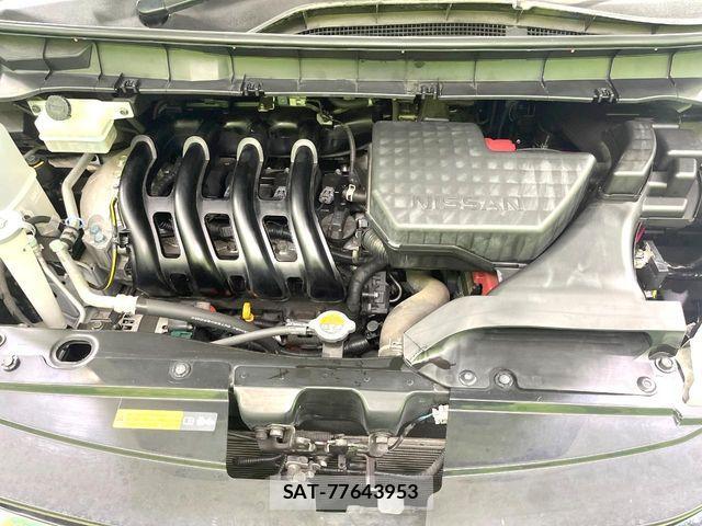 Nissan SERENA 2017-08 8246643-17