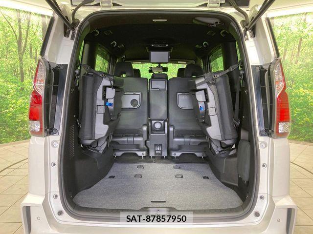 Nissan SERENA 2018-05 8246640-10