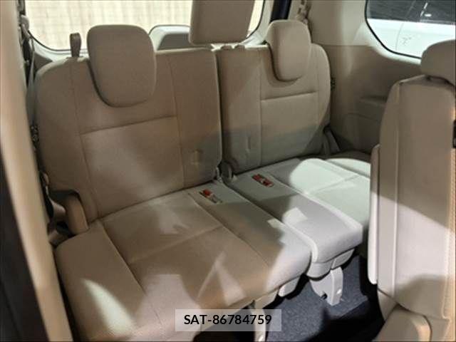 Nissan SERENA 2016-08 8246650-10