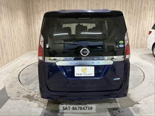 Nissan SERENA 2016-08 8246650-20