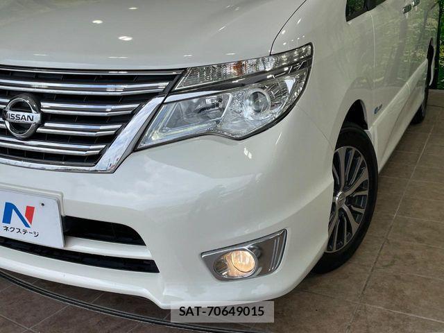 Nissan SERENA 2015-11 8246647-12