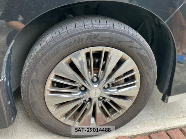 Nissan SERENA 2016-10 8246654-5